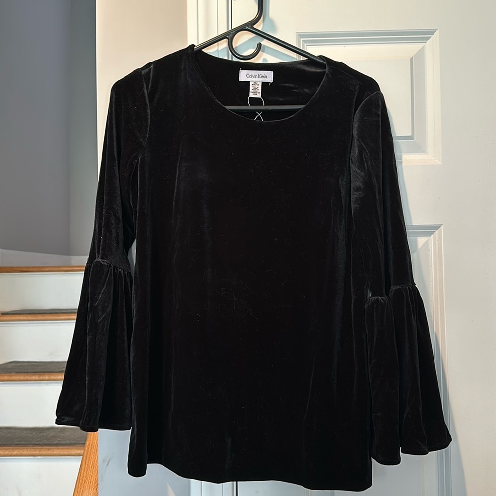 Velvet Calvin Klein blouse